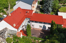 Nátěr střechy na Praze 8 - Výškovípracanti