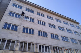 Mytí oken a fasády Divadlo Brodway Mytí oken a fasády Divadlo Brodway