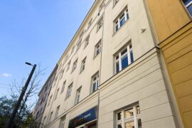 Nátěr a oprava fasády včetně klempířských prvků, Nusle, Praha – Reference